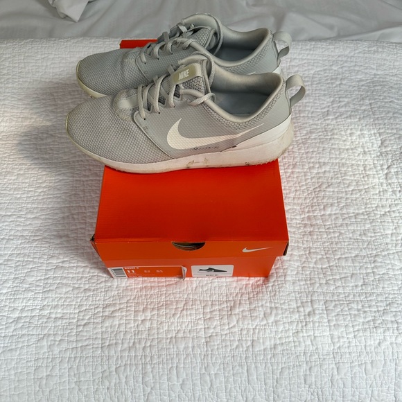 Nike Other - Nike Roshe Golf Shoe